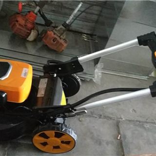 82V5AH鋰電池草坪機(jī)，20寸加厚鋼底盤，帶自走功能，靜音環(huán)保高效